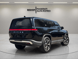 2024 Rivian R1S - Preview 4
