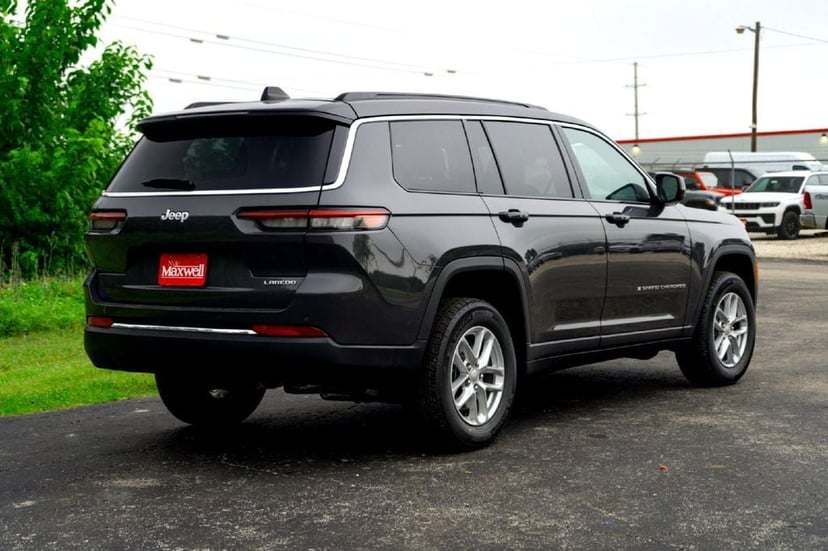 2026 Jeep Grand Cherokee L - Image 3