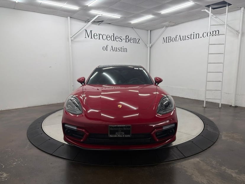 2023 Porsche Panamera - Image 3