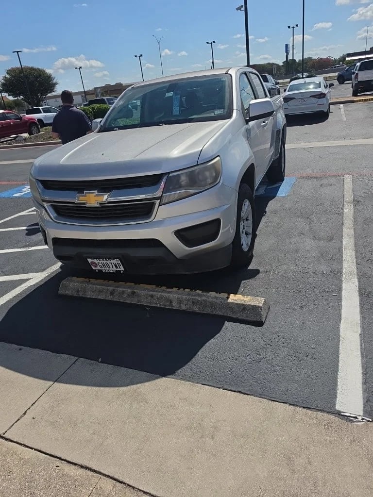 2015 Chevrolet Colorado - Image 1