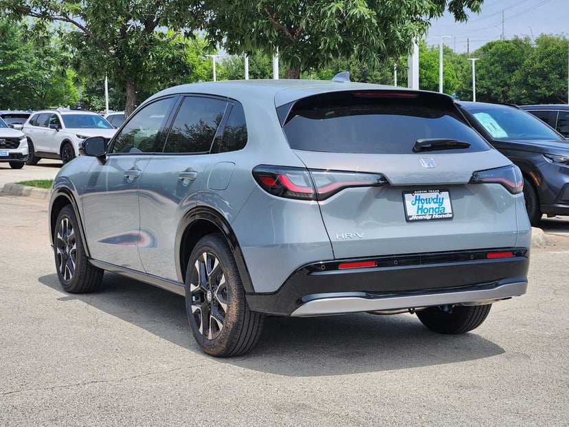 2027 Honda HR-V - Image 2