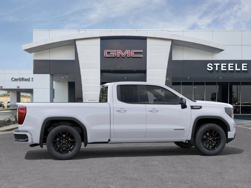 2026 GMC Sierra 1500 - Image 2