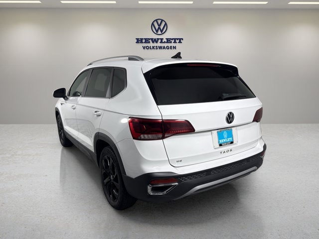 2023 Volkswagen Taos - Image 3
