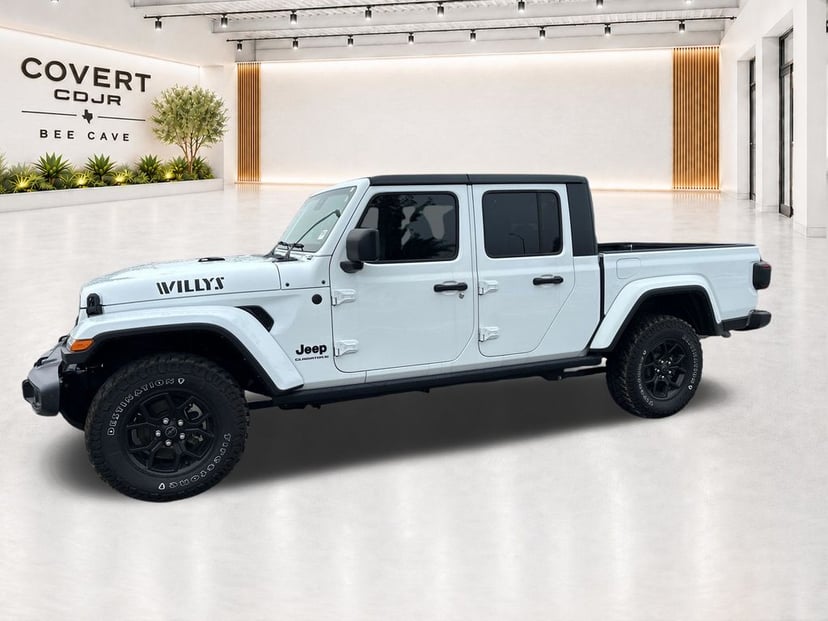 2025 Jeep Gladiator - Image 2