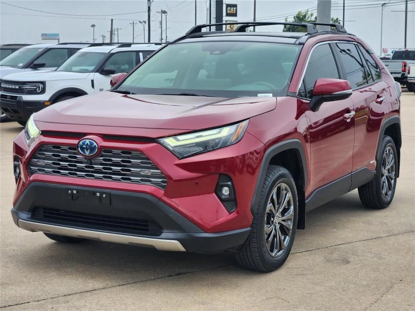 2024 Toyota RAV4 - Image 1