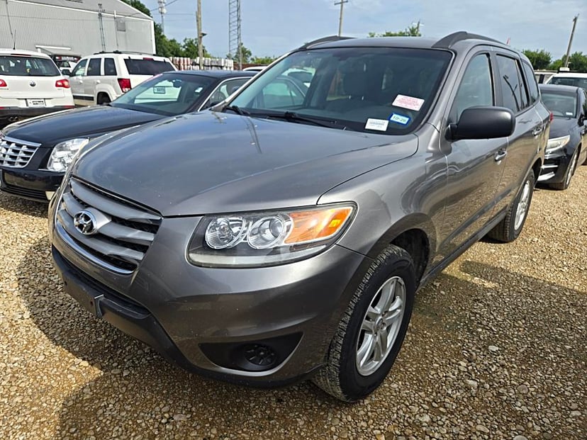 2012 HYUNDAI Santa Fe - Image 1