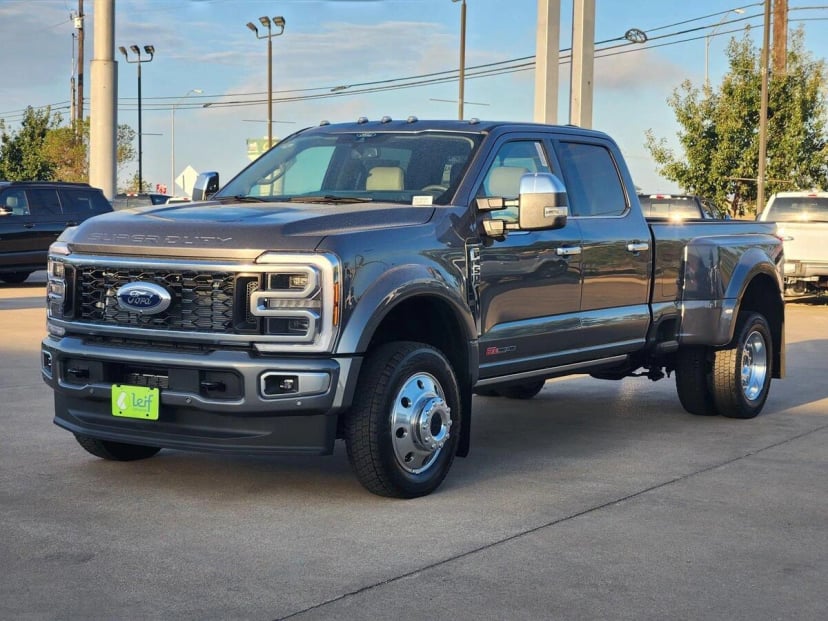 2026 Ford F-450 - Image 1