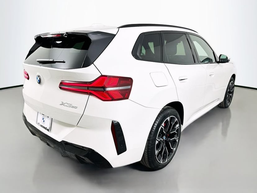 2026 BMW X3 - Image 3