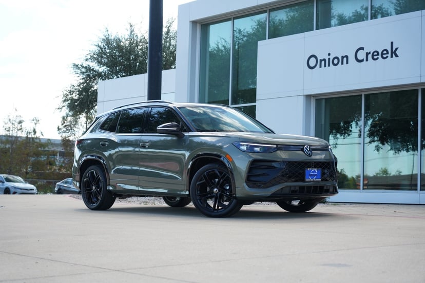 2026 Volkswagen Tiguan - Image 1