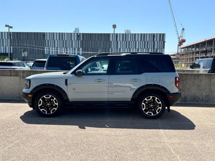 2021 Ford Bronco Sport - Image 2