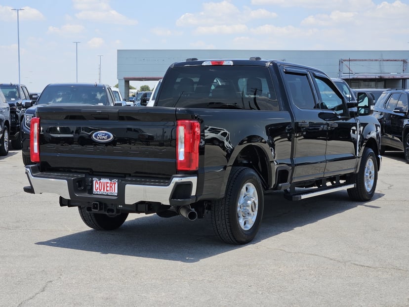 2026 Ford F-250 - Image 3