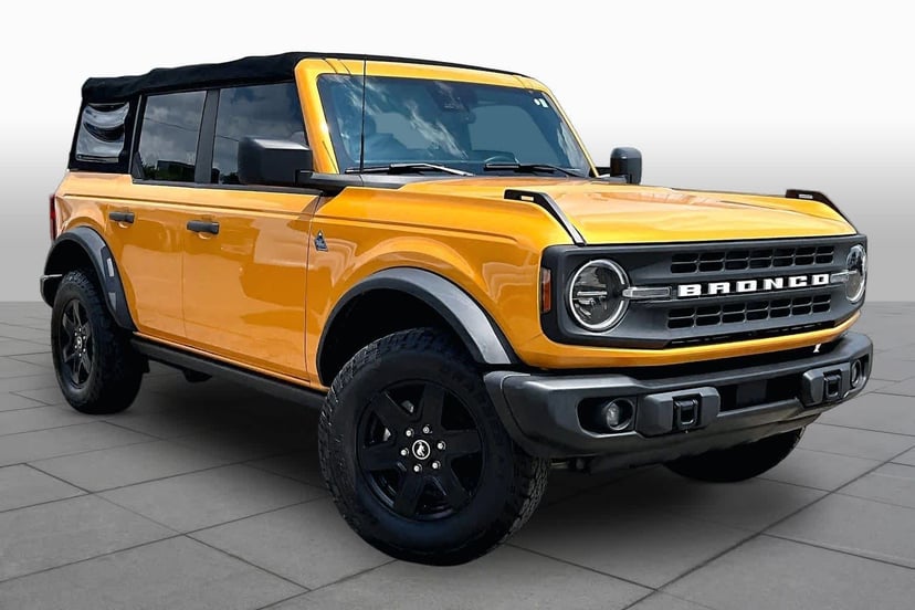 2022 Ford Bronco - Image 1