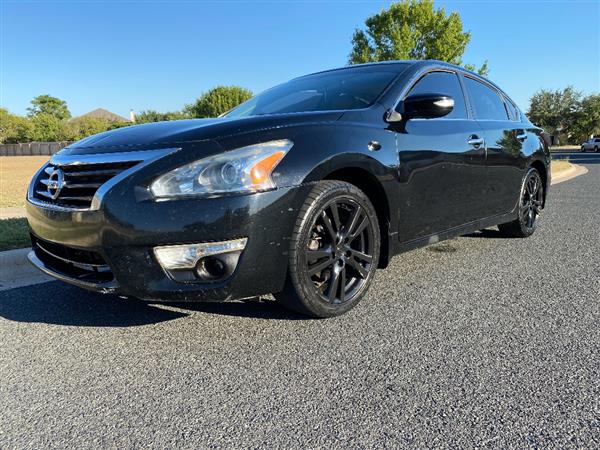 2013 Nissan Altima - Image 1