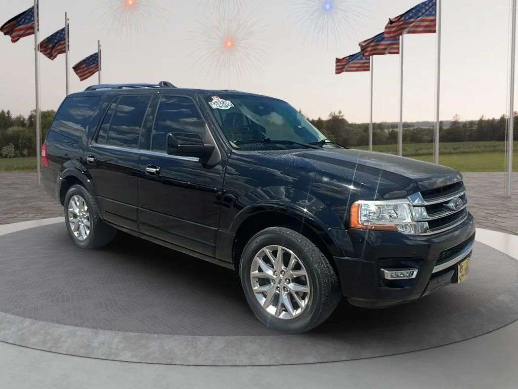 2016 Ford Expedition - Image 1