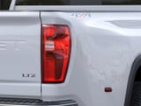 2026 Chevrolet Silverado - Preview 11