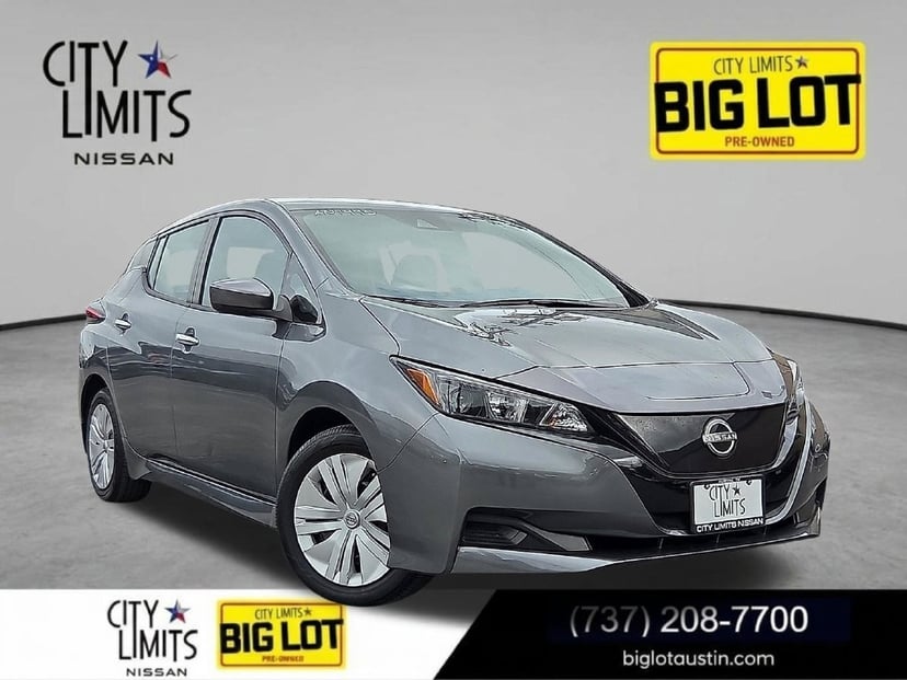 2023 Nissan Leaf - Image 1