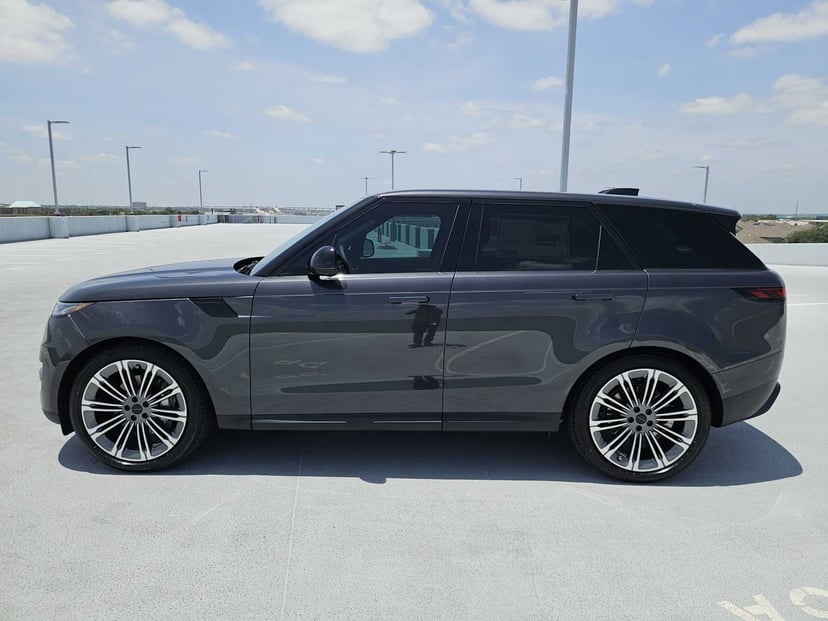 2026 Land Rover Range Rover Sport - Image 1