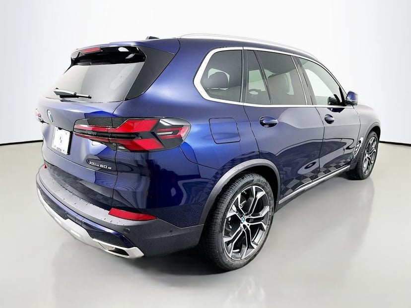 2026 BMW X5 - Image 2