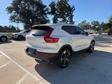 2019 Volvo XC40 - Preview 6