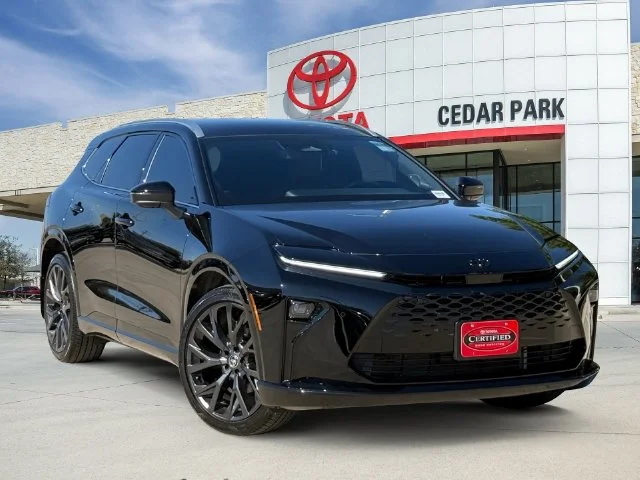2025 Toyota Crown Signia - Image 1