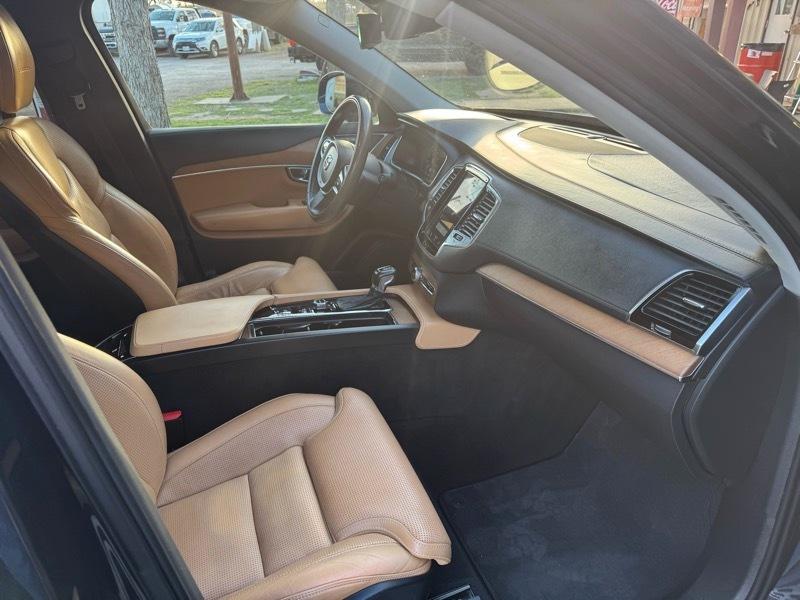 2016 Volvo XC90 - Image 3
