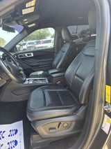 2020 Ford Explorer - Preview 3