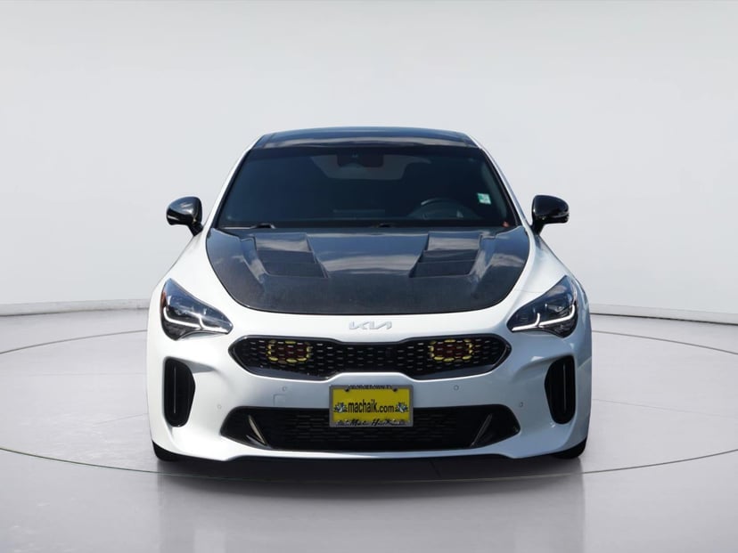 2022 Kia Stinger - Image 3