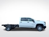 2026 Chevrolet Silverado 3500 HD - Preview 2