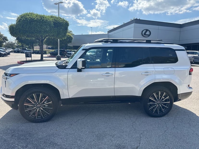 2026 Lexus GX - Image 1