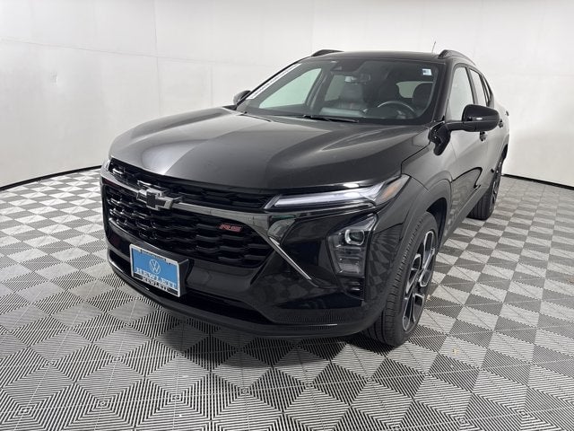 2025 Chevrolet Trax - Image 1