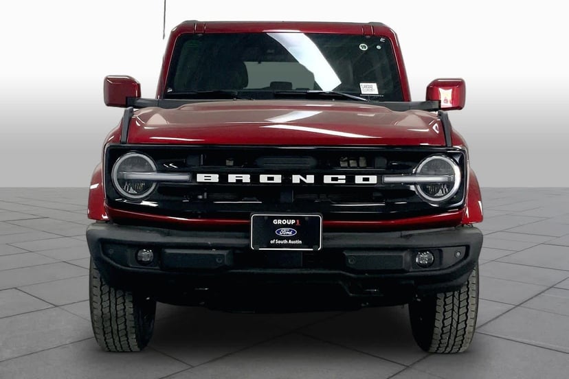2026 Ford Bronco - Image 3