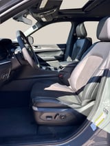 2027 Jeep Grand Cherokee L - Preview 11
