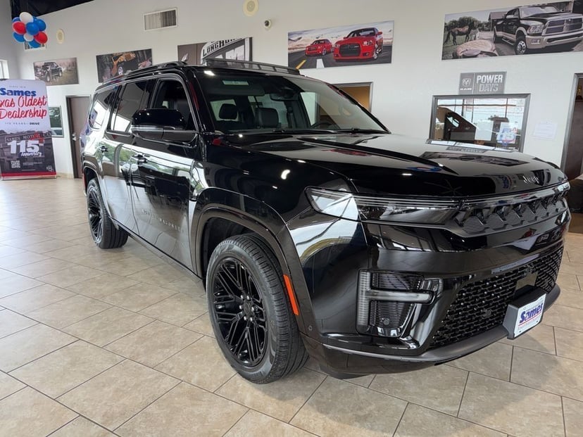 2026 Jeep Grand Wagoneer - Image 1