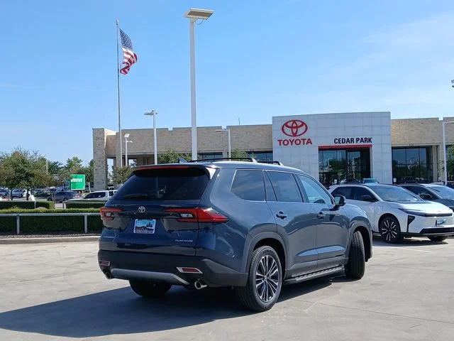 2026 Toyota Grand Highlander - Image 3