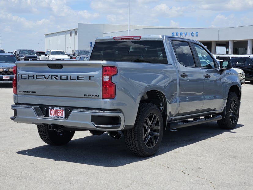 2026 Chevrolet Silverado - Image 3