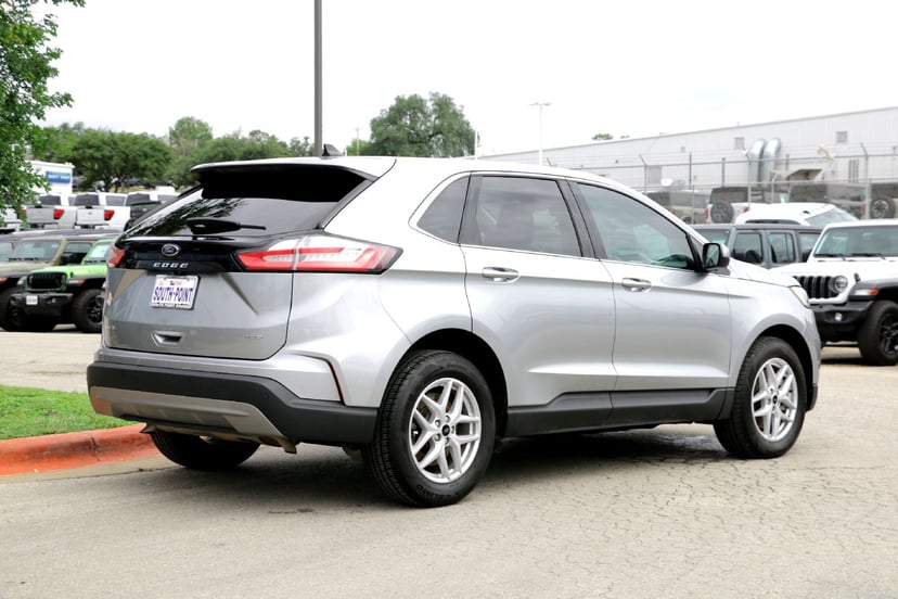 2024 Ford Edge - Image 2