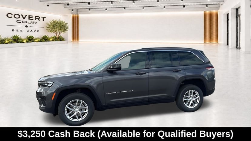 2025 Jeep Grand Cherokee - Image 3