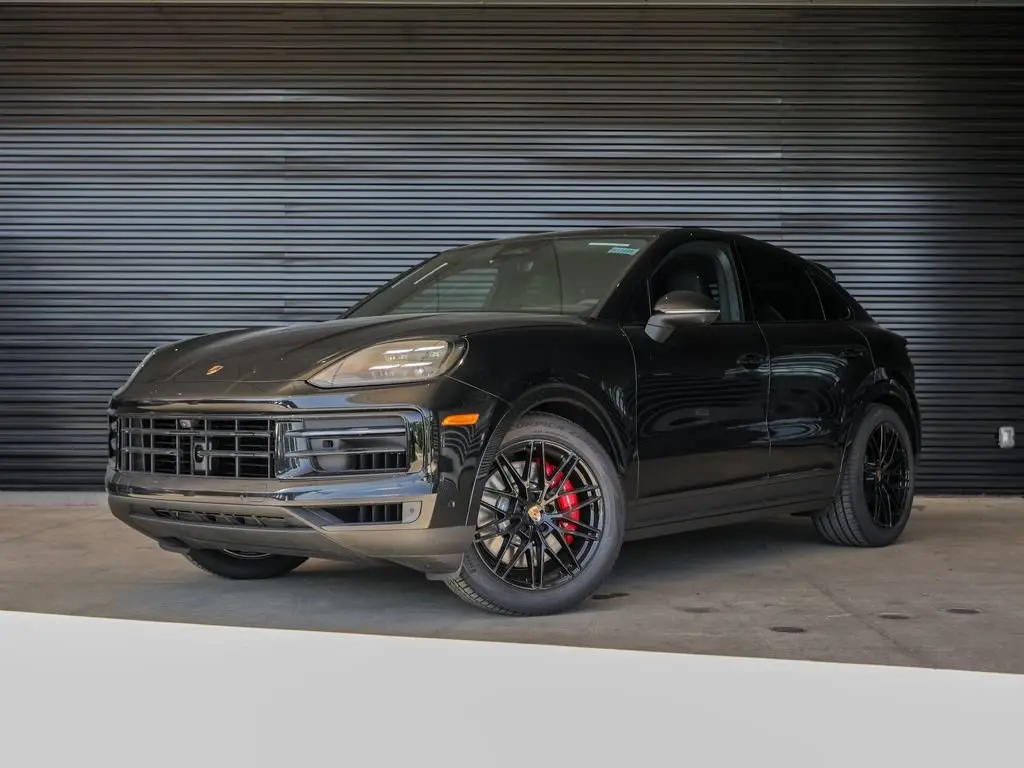 2026 Porsche Cayenne - Image 1