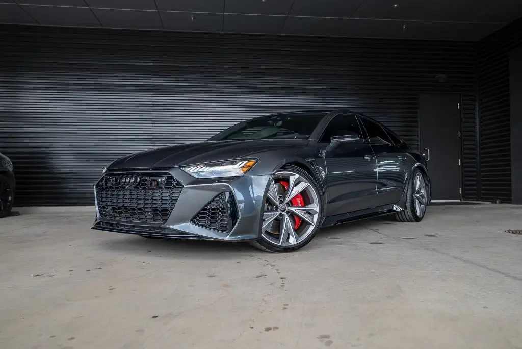 2021 Audi RS 7 - Image 1