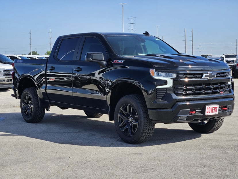 2026 Chevrolet Silverado - Image 2