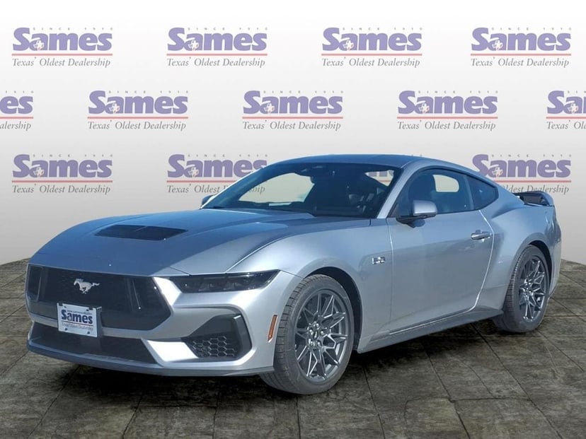 2026 Ford Mustang - Image 3