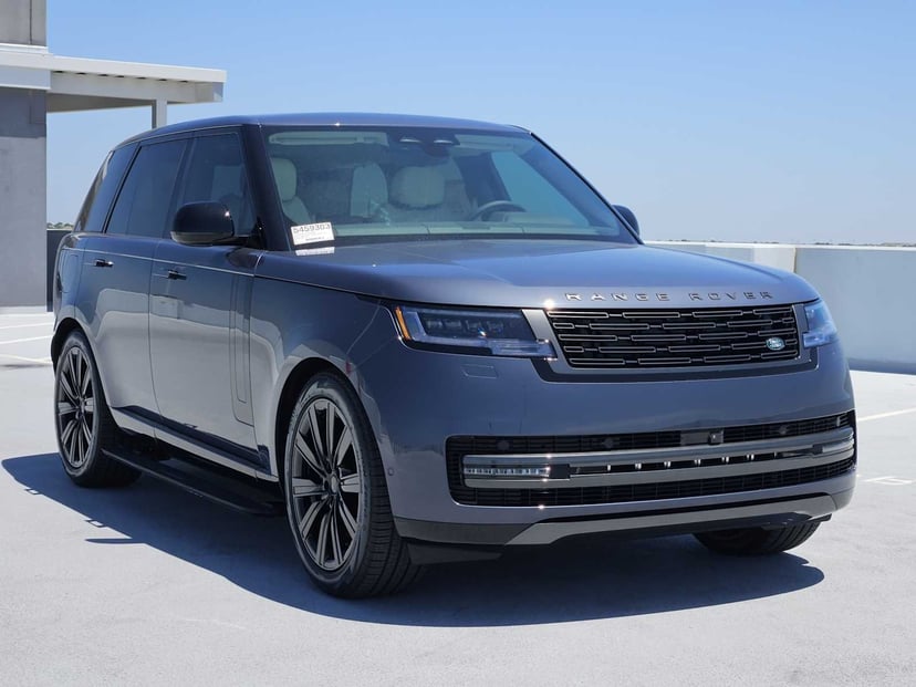 2026 Land Rover Range Rover - Image 2