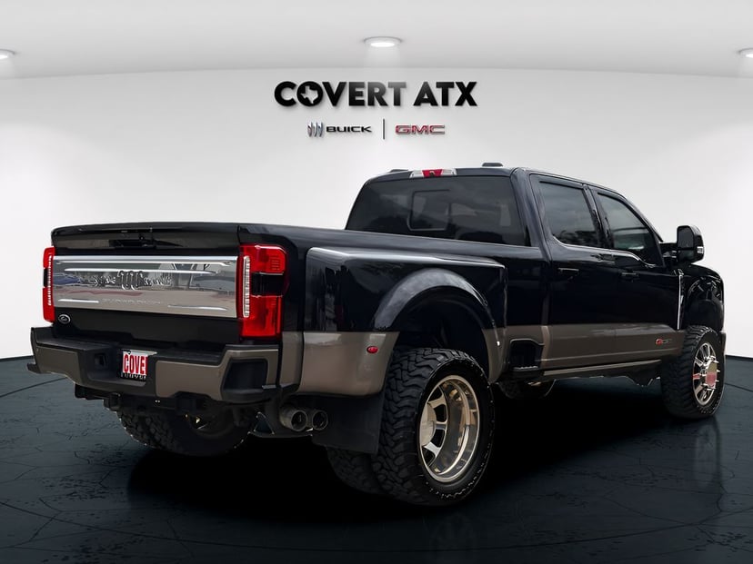 2023 Ford F-350 - Image 3