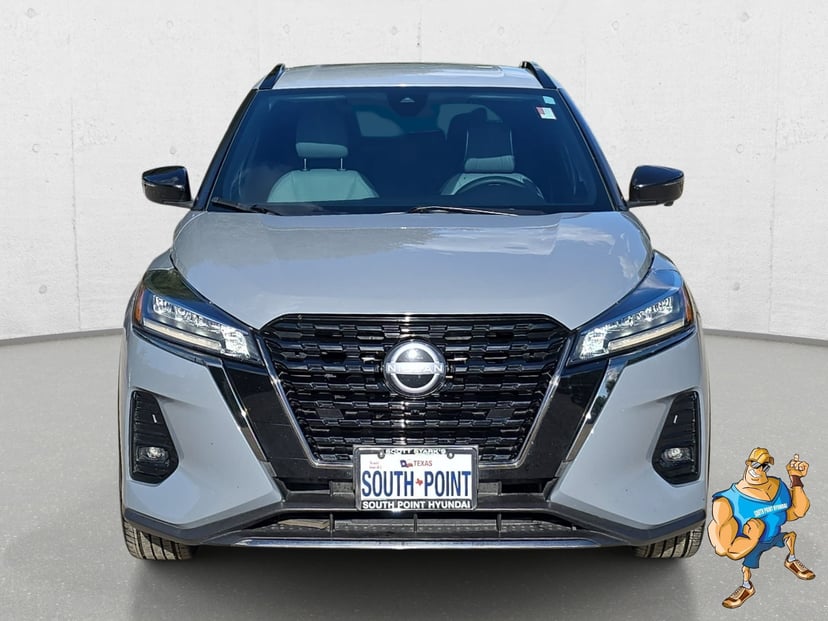 2023 Nissan Kicks - Image 2