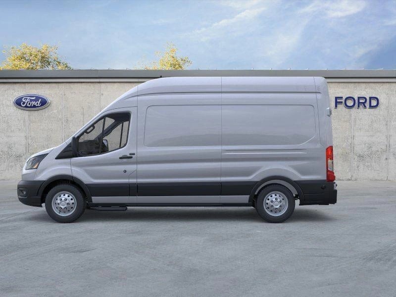 2026 Ford Transit - Image 2