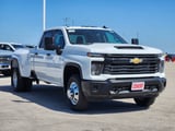 2026 Chevrolet Silverado 3500 HD - Preview 2