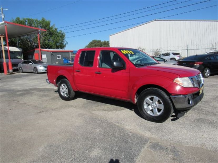 2010 Nissan Frontier - Image 1