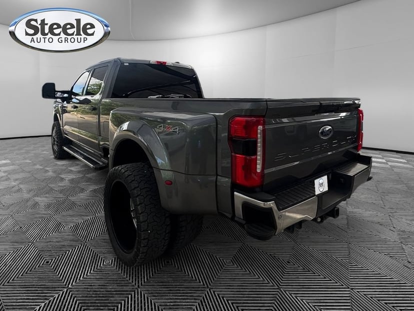 2023 Ford F-350 - Image 3