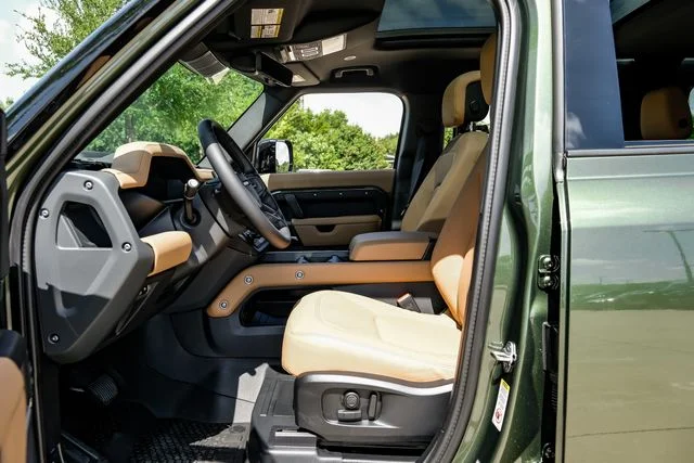 2026 Land Rover Defender - Image 3