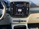 2026 Volvo XC40 - Preview 13